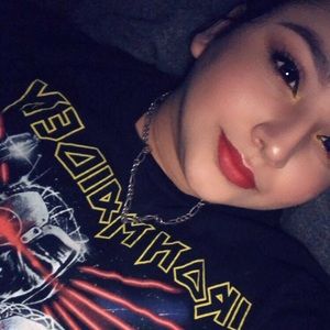 Meet your Posher, Alexandra